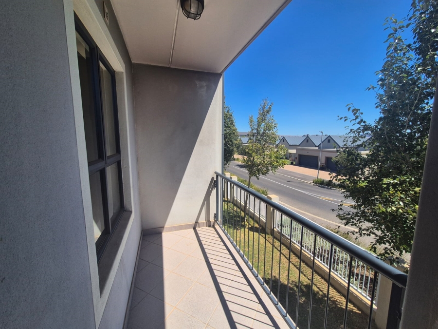 To Let 2 Bedroom Property for Rent in Buh Rein Estate Western Cape